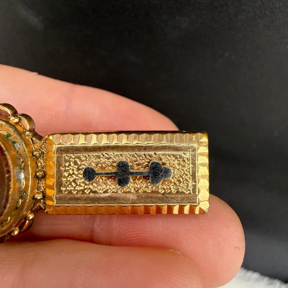 Vintage Victorian Cameo Bar Brooch Gold Tone Carved Portrait Textured